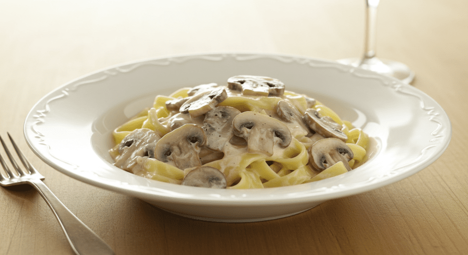 Kremalı Mantarlı Tagliatelle – İtalyan Mutfağından Pratik Lezzet