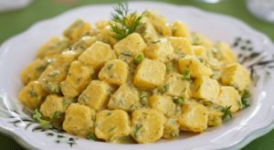 Limonlu ve Hardallı Tavuk Salatası