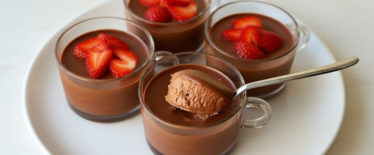 Dört Malzemeli Çikolatalı Köpük (Mousse)